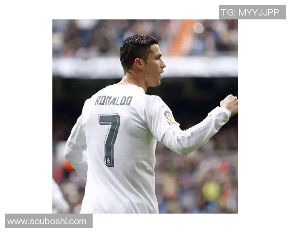 皇马官方宣布C罗加盟，将携手贝尔再度组成金球双雄！