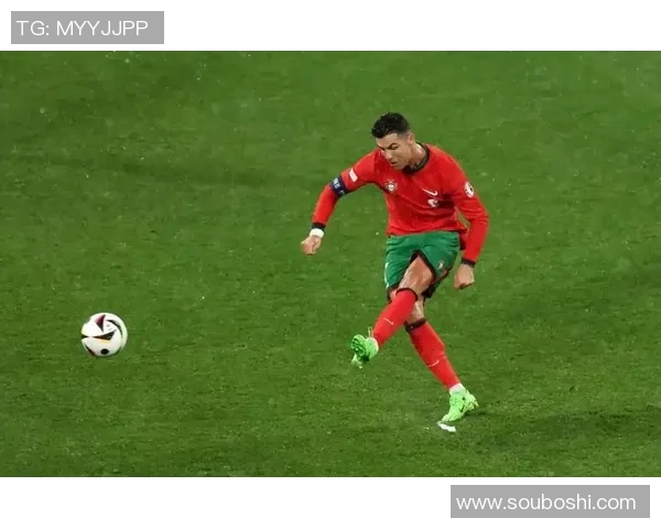 尤文图斯传出内斗风波！C罗和队友关系紧张，团结力量受考验！